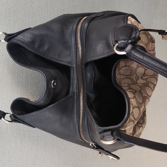 Coach Edie Shoulder Bag - Picture 4 of 16